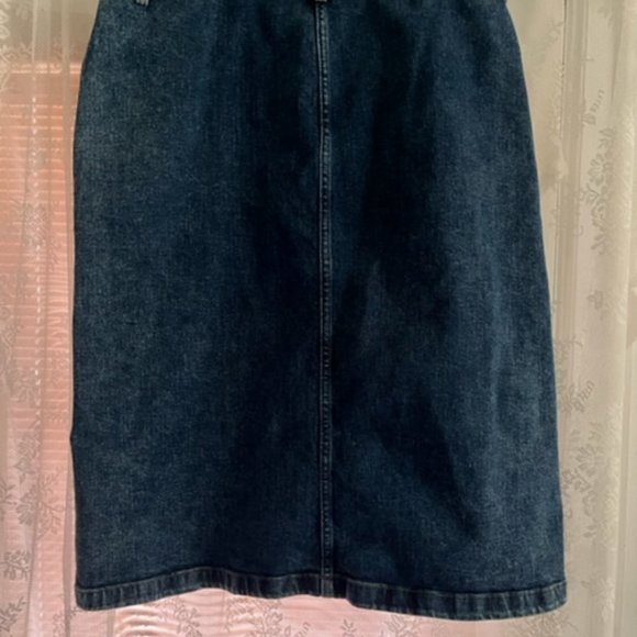 Old Navy Dark Blue Button-Down Midi Skirt - Picture 2 of 4